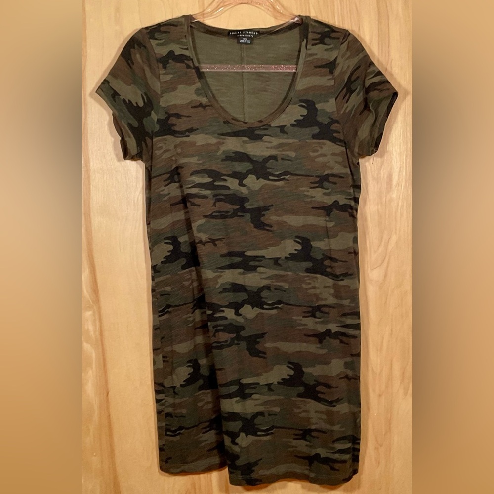Social Standard by Sanctury Army Camo Dress - EUC